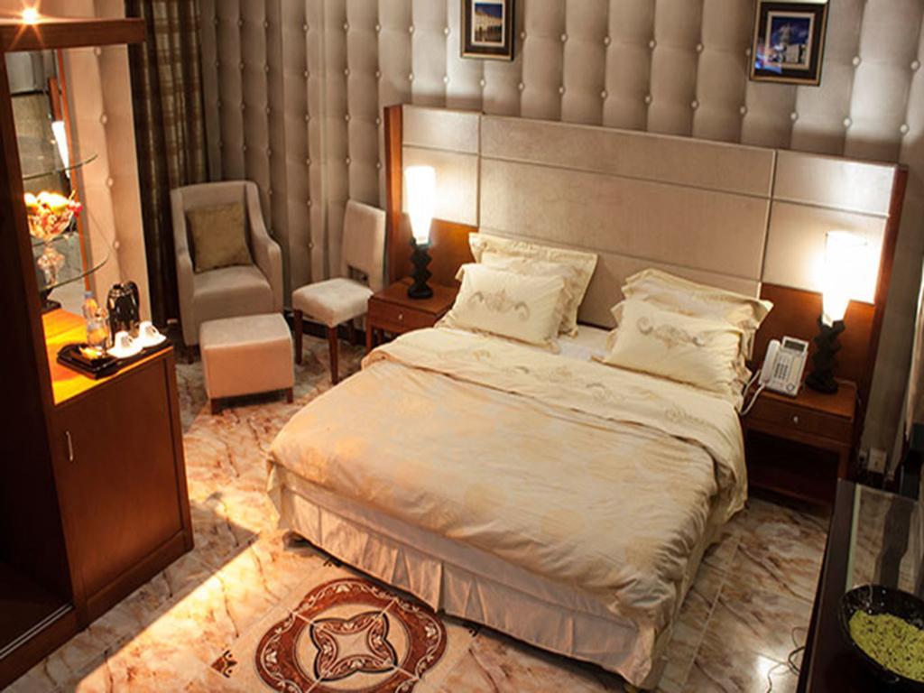 Royal Suites Hotel Нуакшот Екстериор снимка