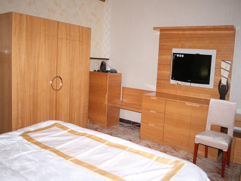 Royal Suites Hotel Нуакшот Стая снимка