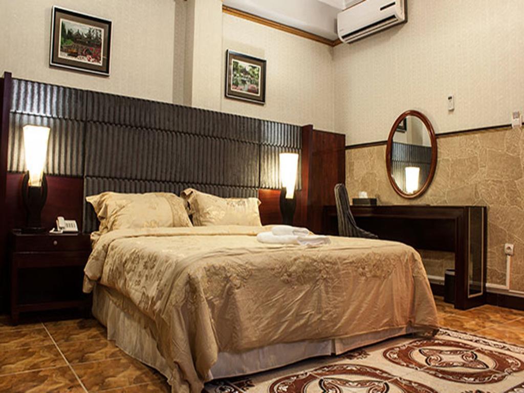 Royal Suites Hotel Нуакшот Стая снимка