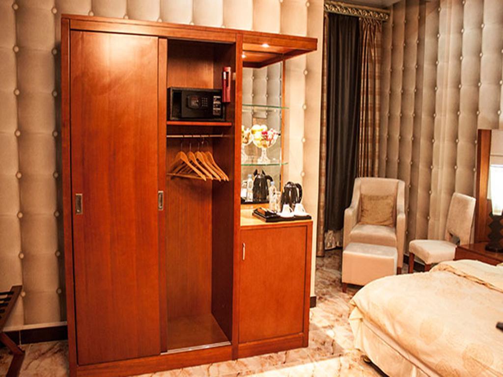 Royal Suites Hotel Нуакшот Стая снимка